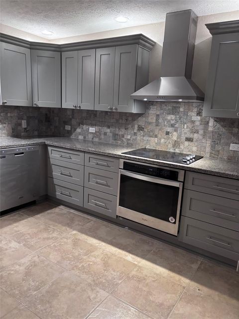 Tiny photo for 11433 Sabo Road, Houston, TX 77089 (MLS # 66219197)