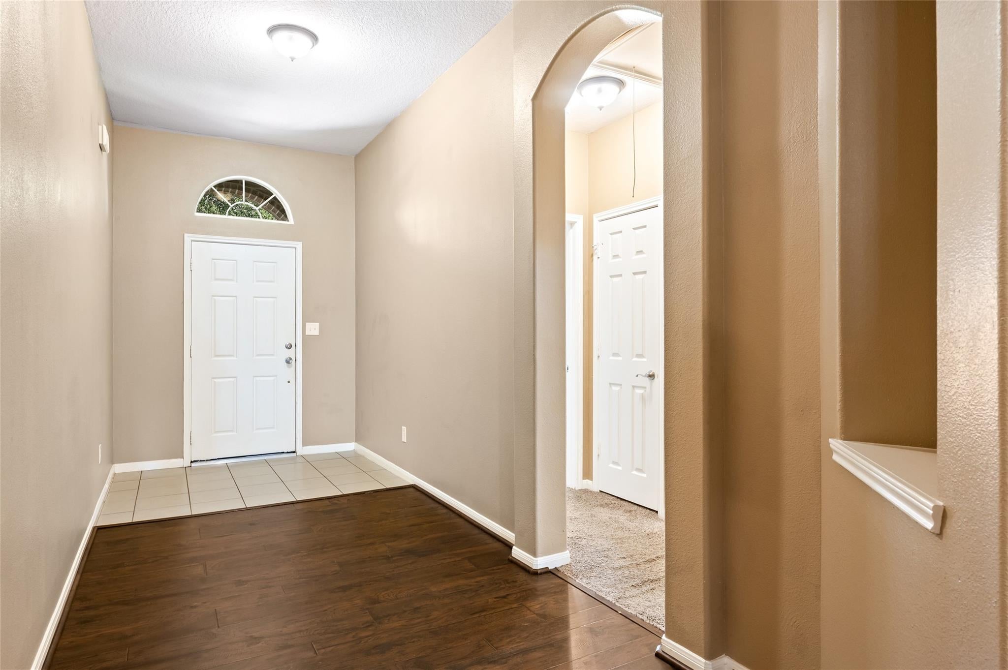 8618 E Highlands Crossing