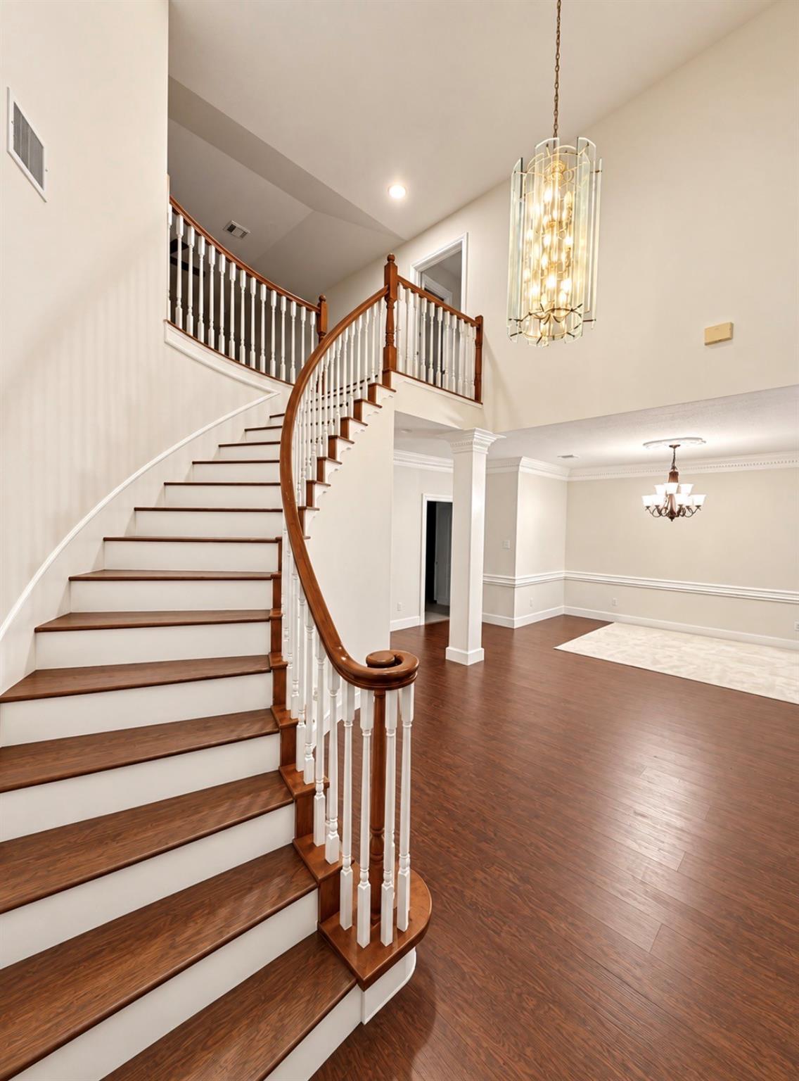 5802 Moss Point Court