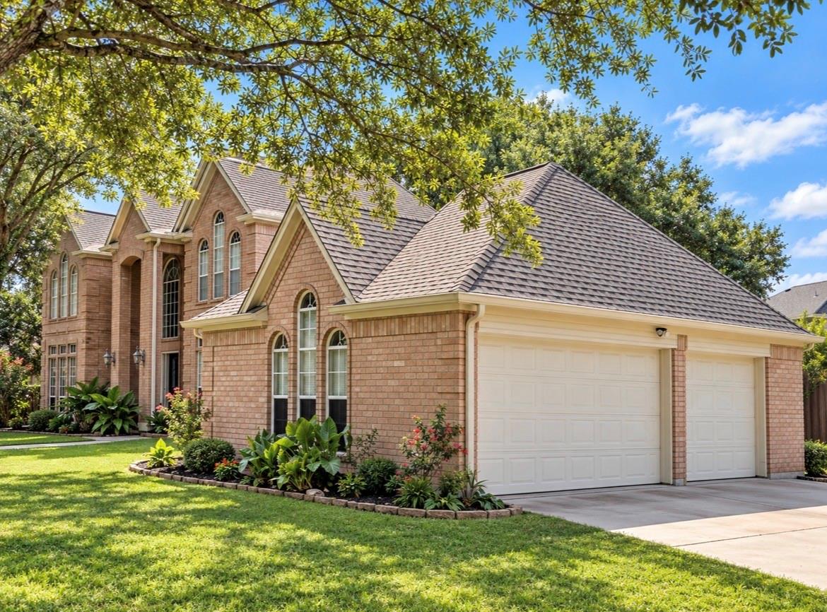 5802 Moss Point Court