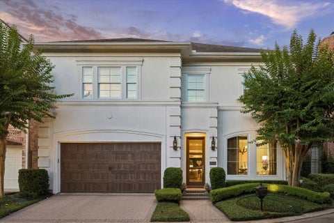 Photo of 2623 Sutton Court, Houston, TX 77027 (MLS # 89634912)
