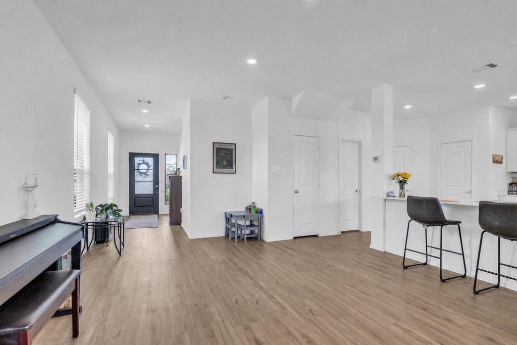 Photo of 6304 Arcadia Sound Lane, Houston, TX 77365 (MLS # 10749787)