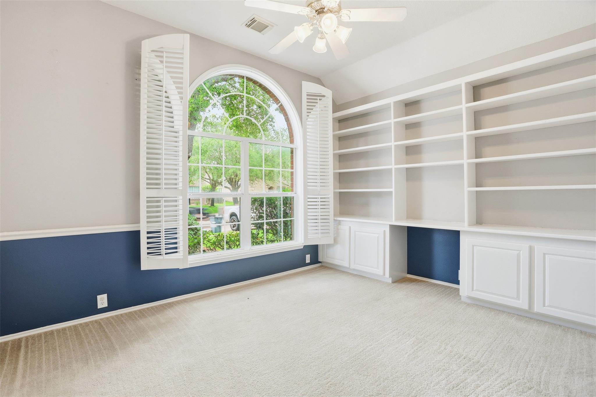 12115 Canyon Glen Drive