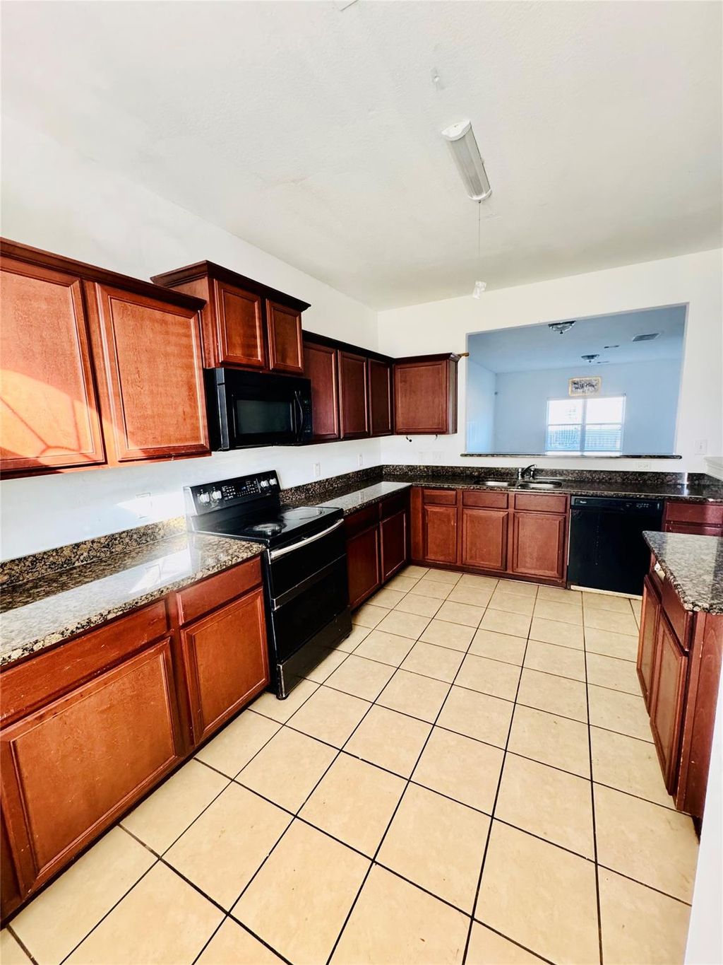 Photo of 2427 Tracy Lane, Highlands, TX 77562 (MLS # 15104516)