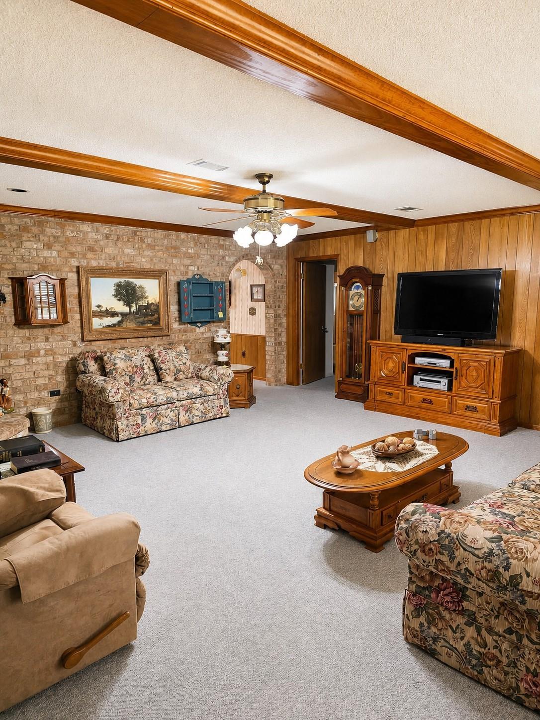 148 Hickory Drive