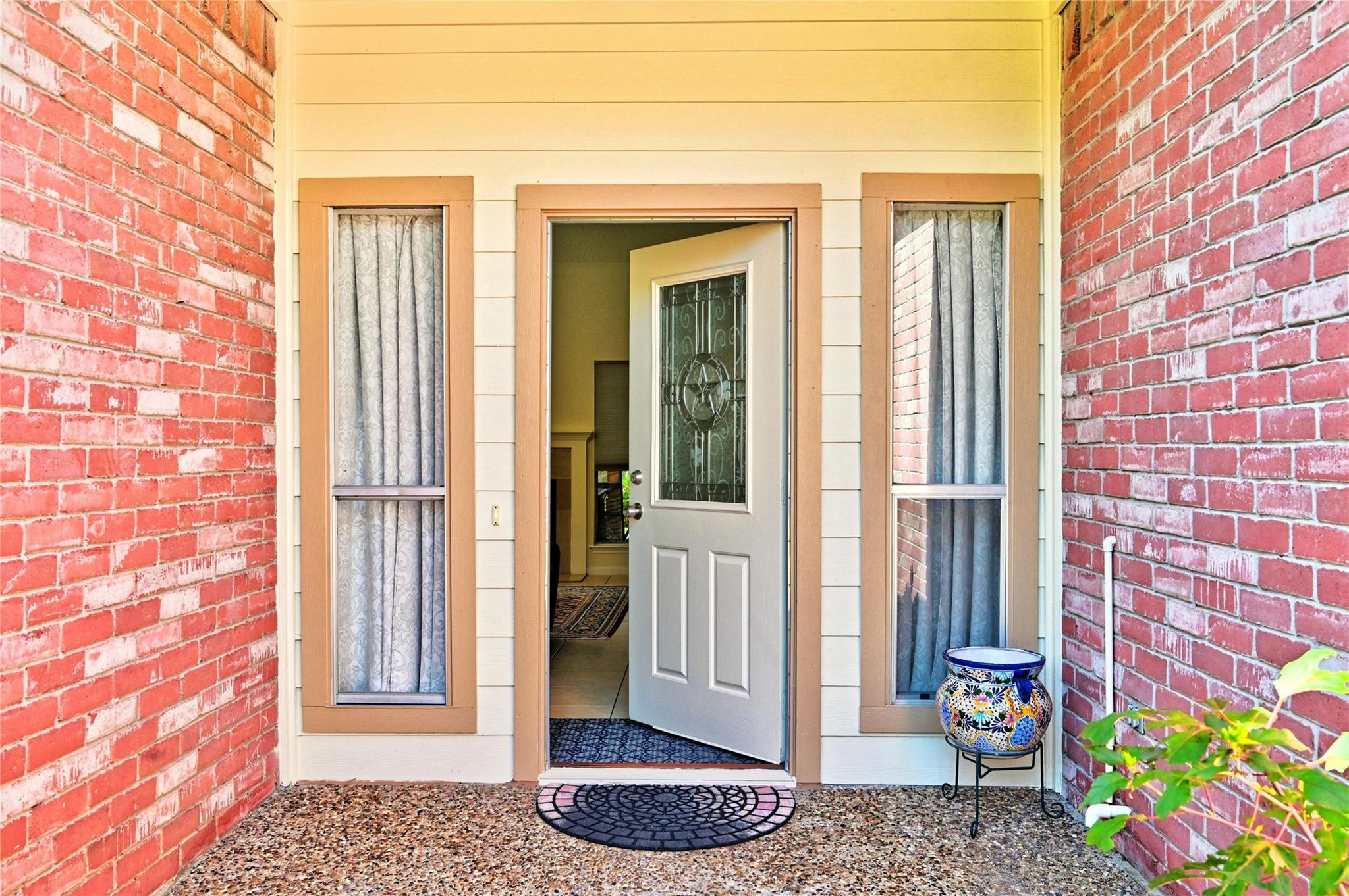 7407 Creekfield Drive
