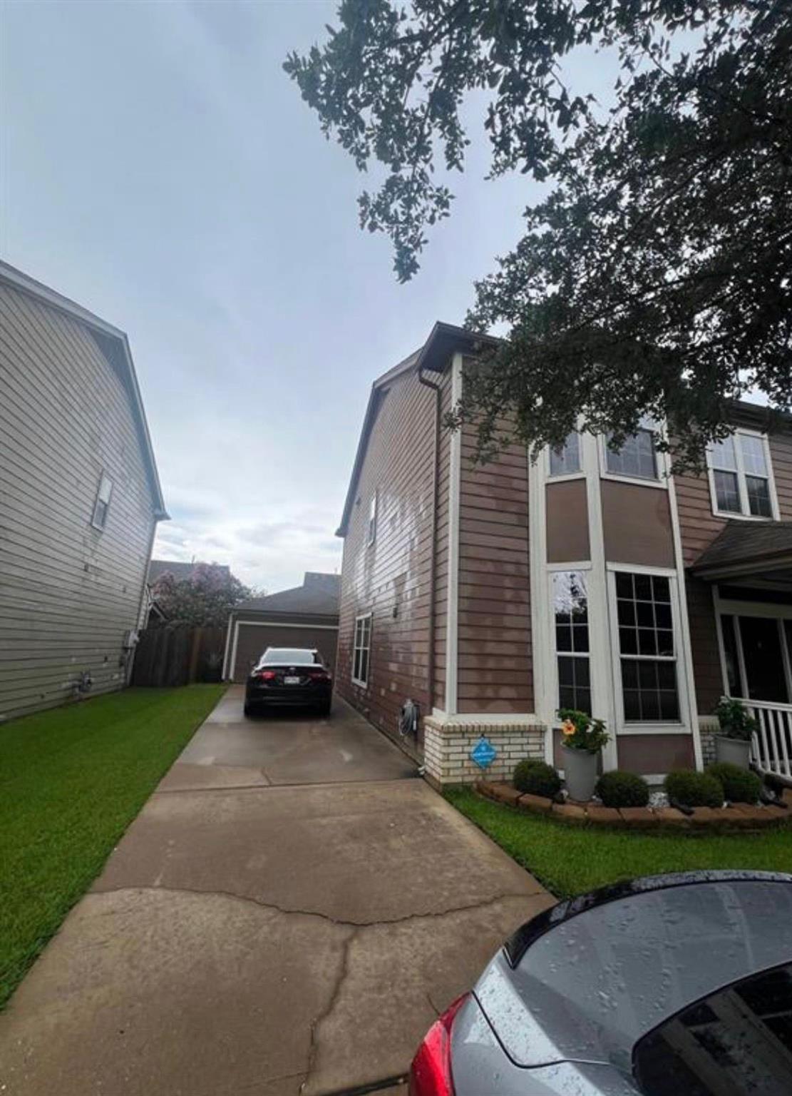 18710 Sandelford Dr