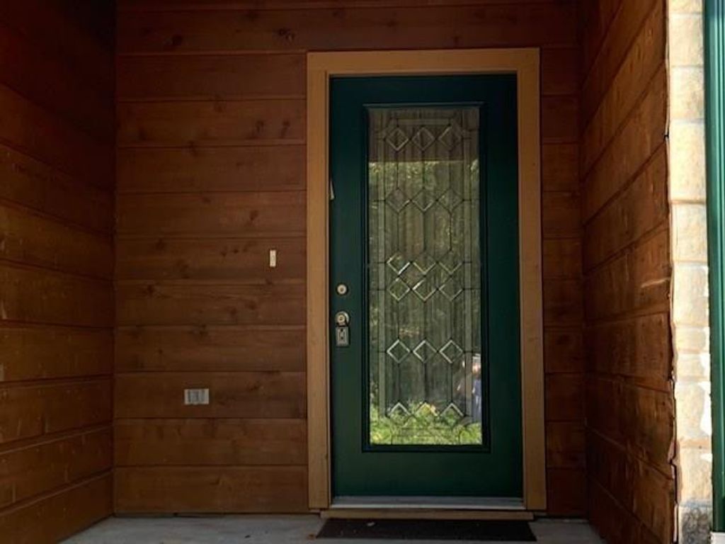 Photo of 1922 20th Street, Huntsville, TX 77340 (MLS # 27097423)