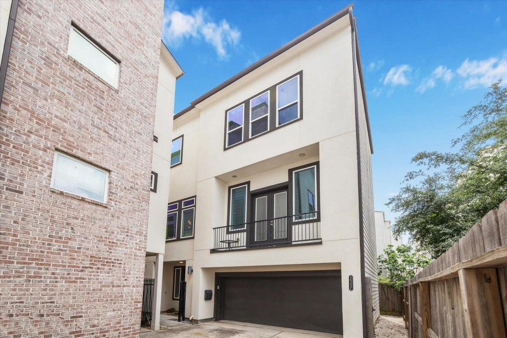 Photo of 5623 Kansas Street #C, Houston, TX 77007 (MLS # 32672997)