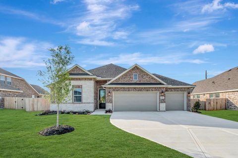 Photo of 12103 Willow Way Avenue, Mont Belvieu, TX 77535 (MLS # 50472976)