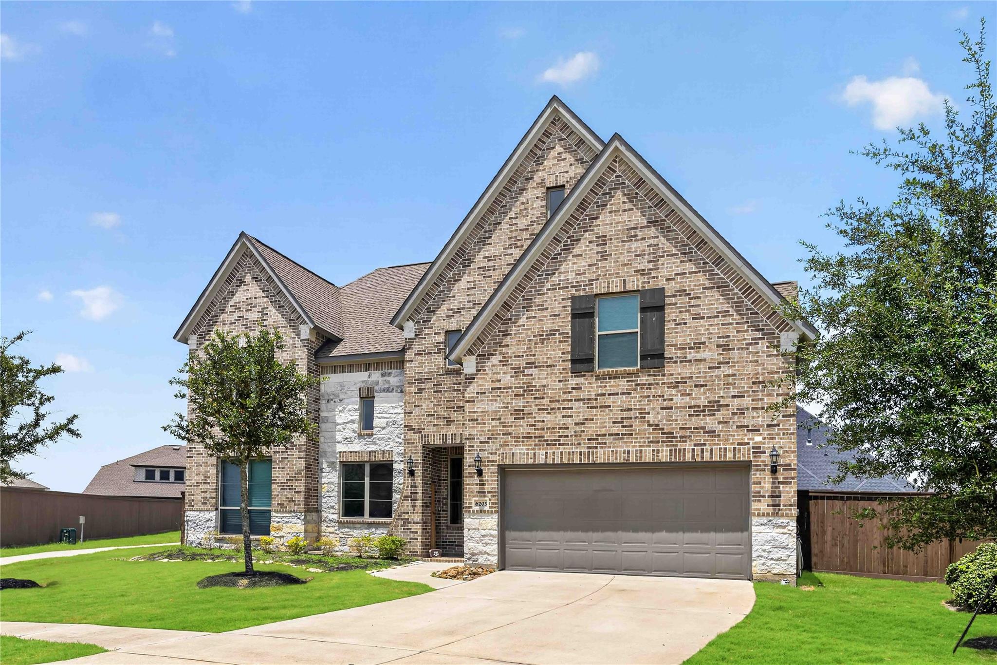 6203 Shore Ridge Court