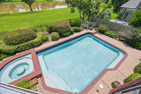 Photo of 3410 Crystal Creek Court, Sugar Land, TX 77478 (MLS # 56227165)