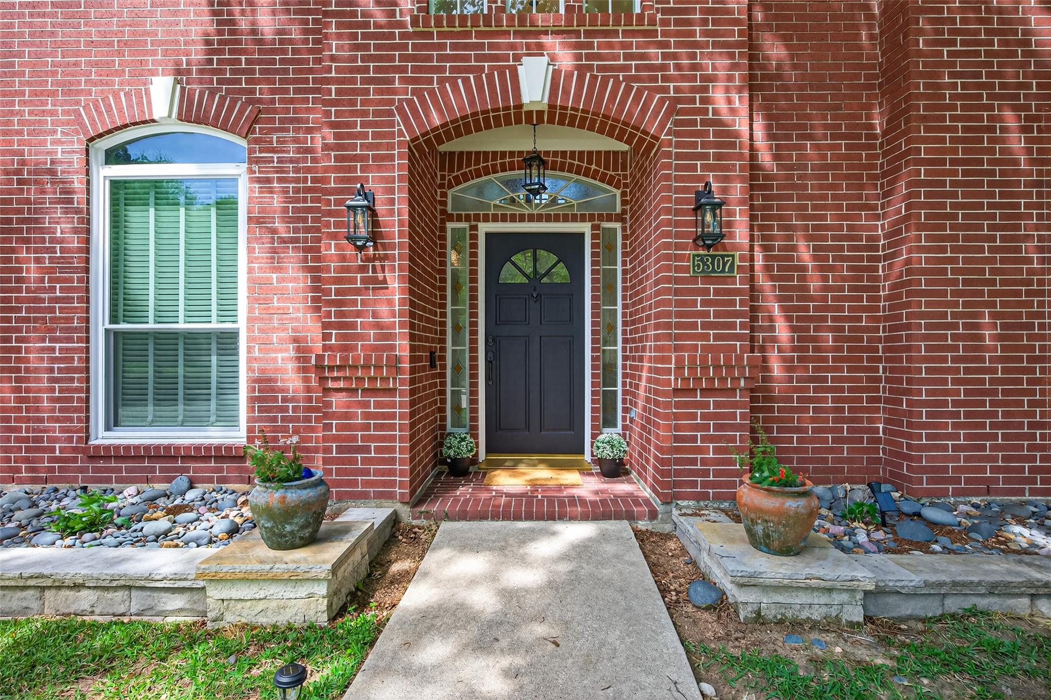 5307 Arbor Bridge Court