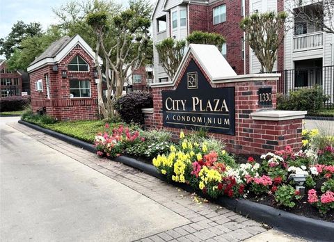 Photo of 1330 Old Spanish Trail #4109, Houston, TX 77054 (MLS # 64054704)