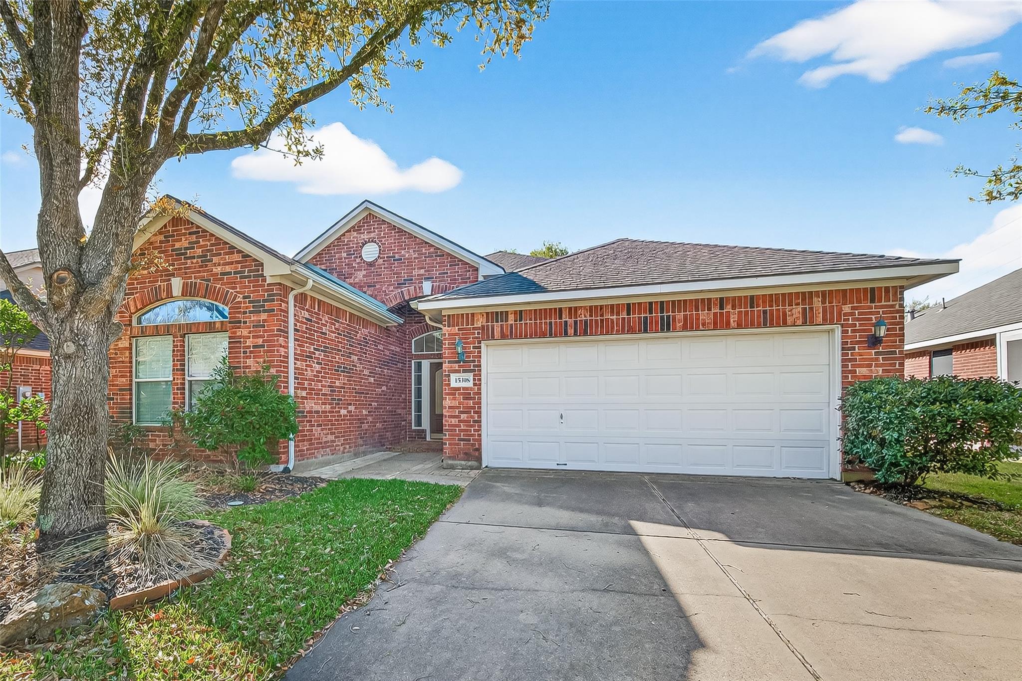 15318 Bent Twig Way