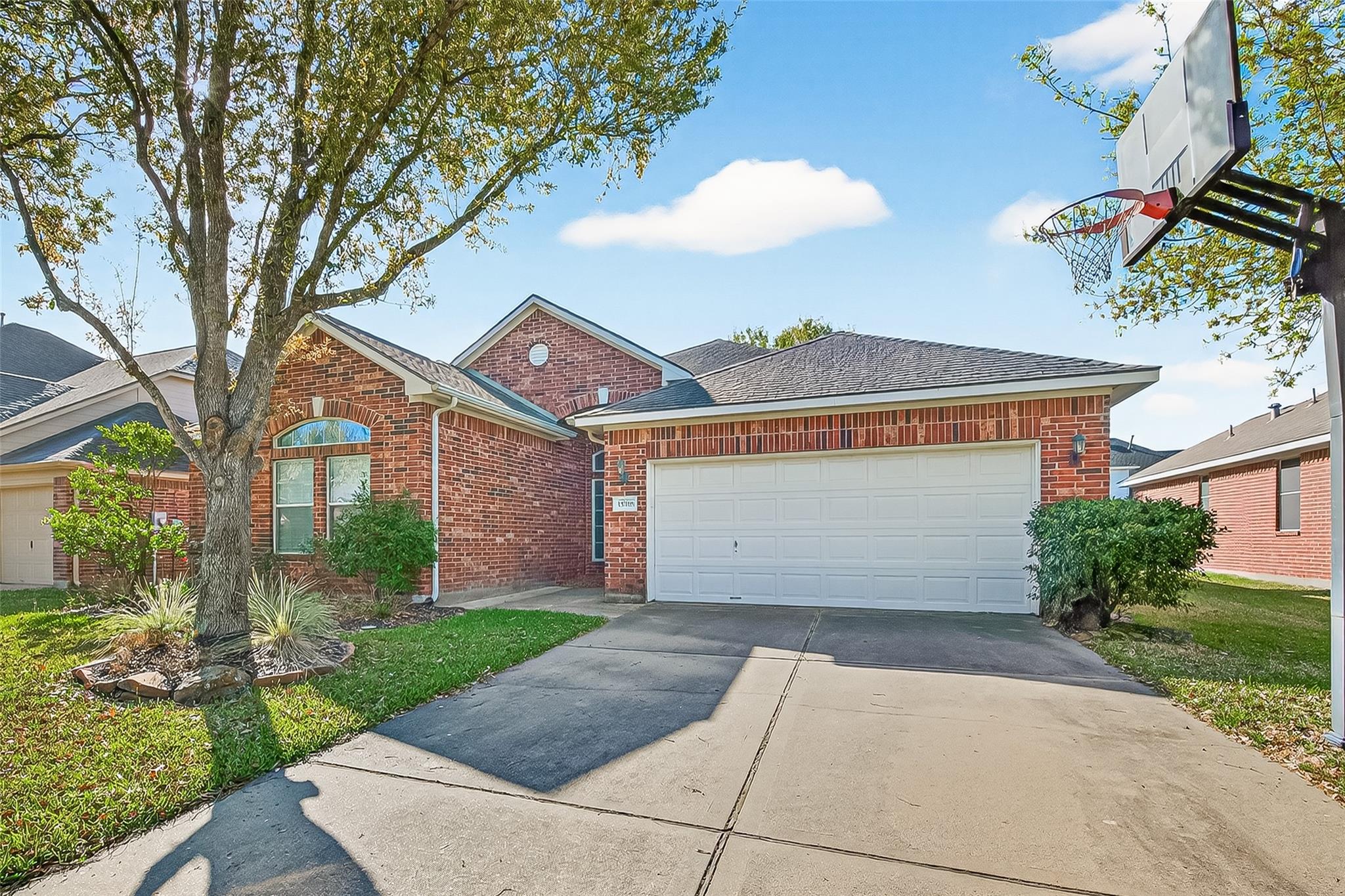 15318 Bent Twig Way