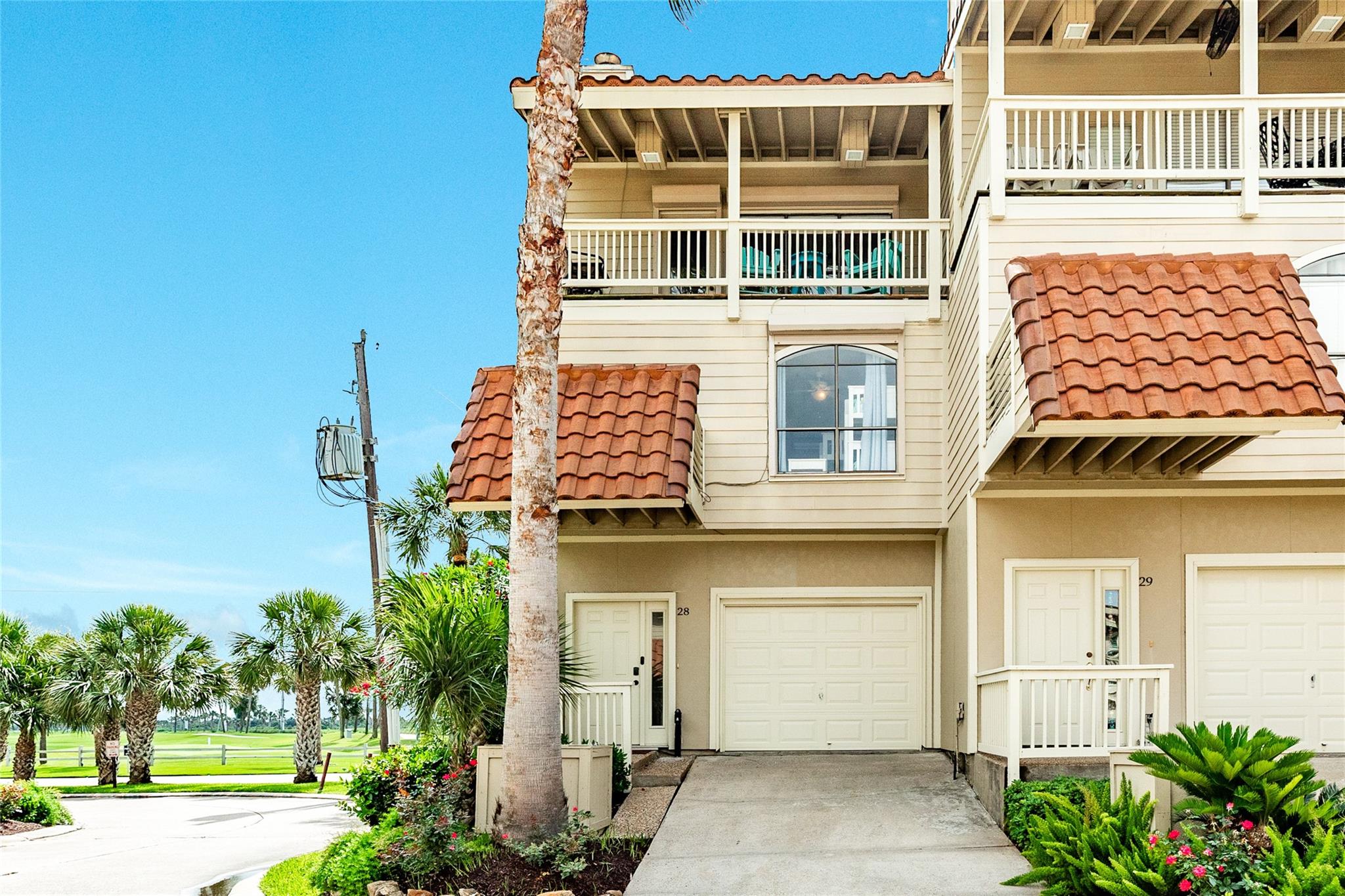28 Dana Drive