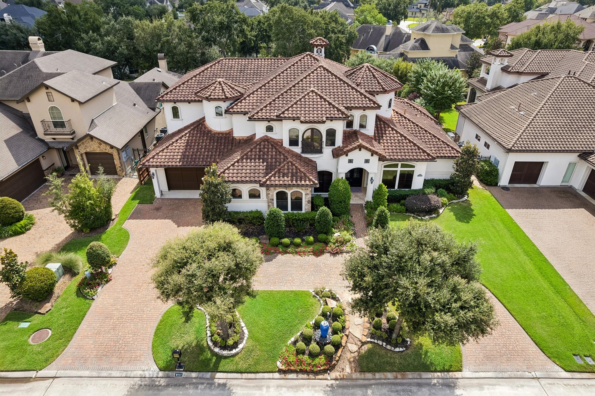 8111 Marshall Falls Drive