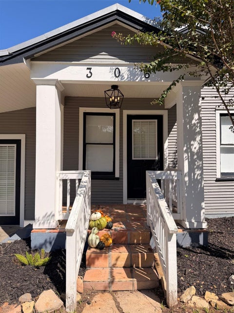Photo of 306 Jones Street, Columbus, TX 78934 (MLS # 32675073)