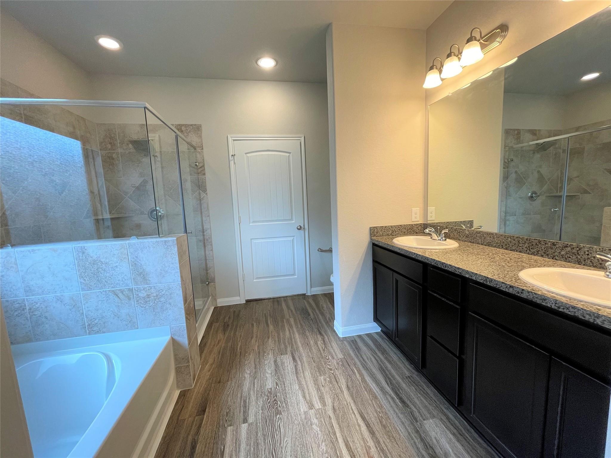 3602 Bright Moon Court