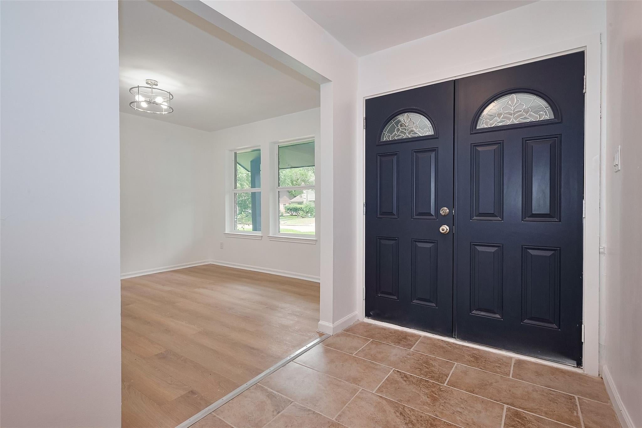 25303 Lynbriar Lane