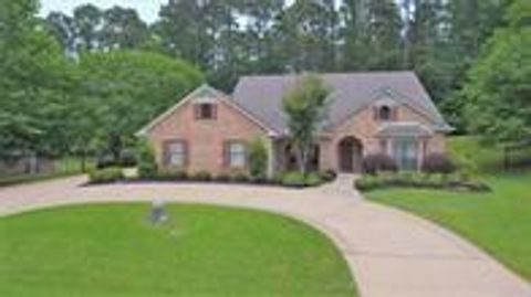 309 Broadmoor Drive Huntsville TX 77340