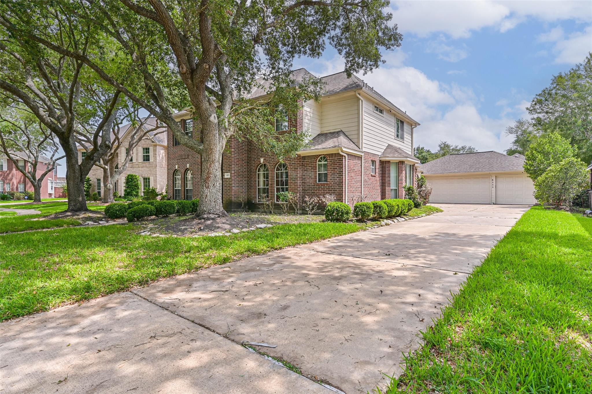 4111 Walkabout Circle