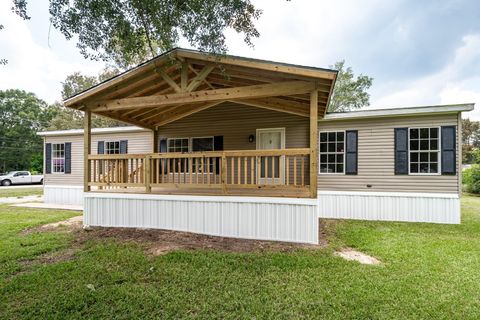 Photo of 93 County Road 4020, Dayton, TX 77535 (MLS # 59989642)