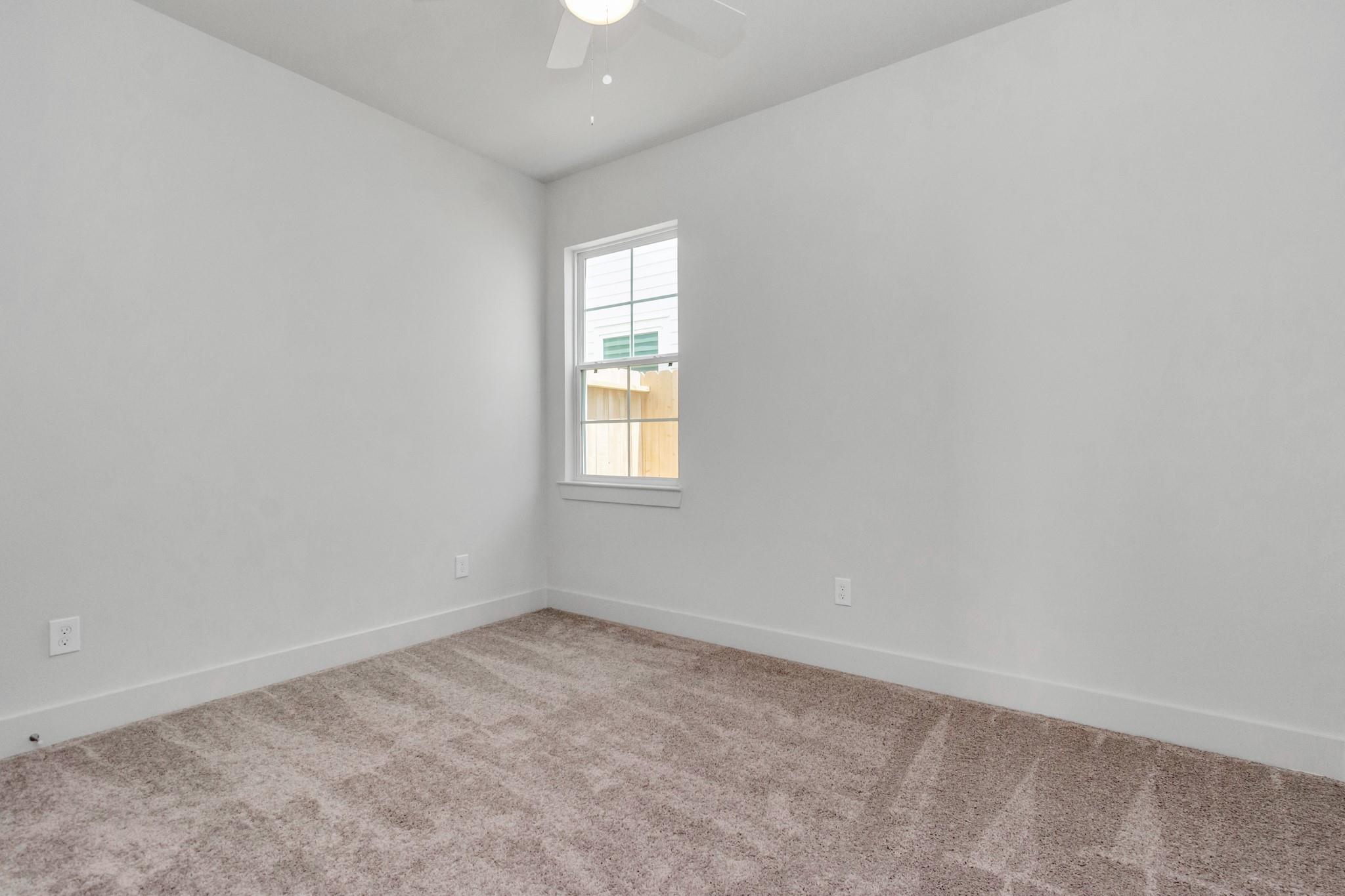 2011 E Bauer Drive