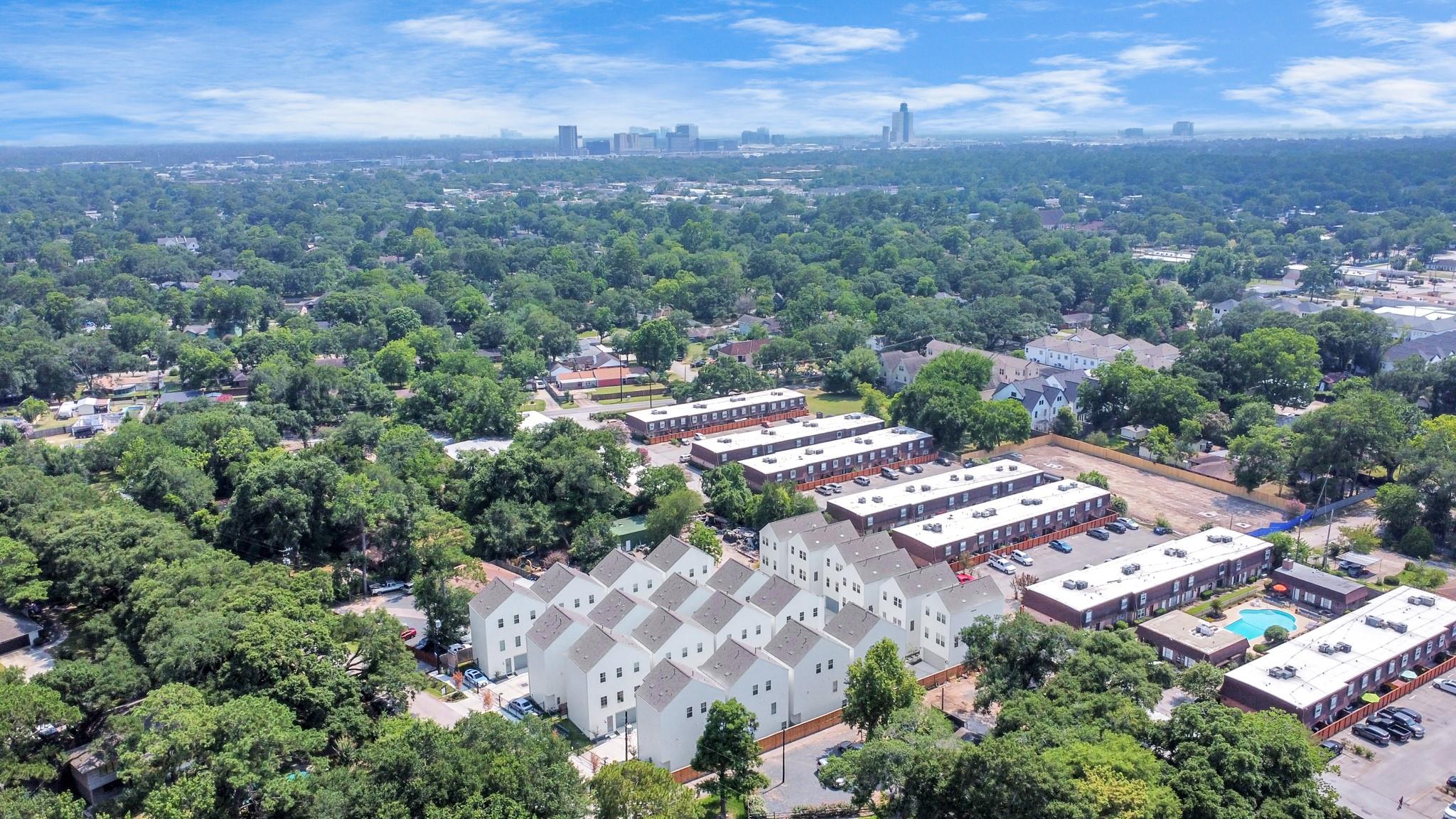 2011 E Bauer Drive
