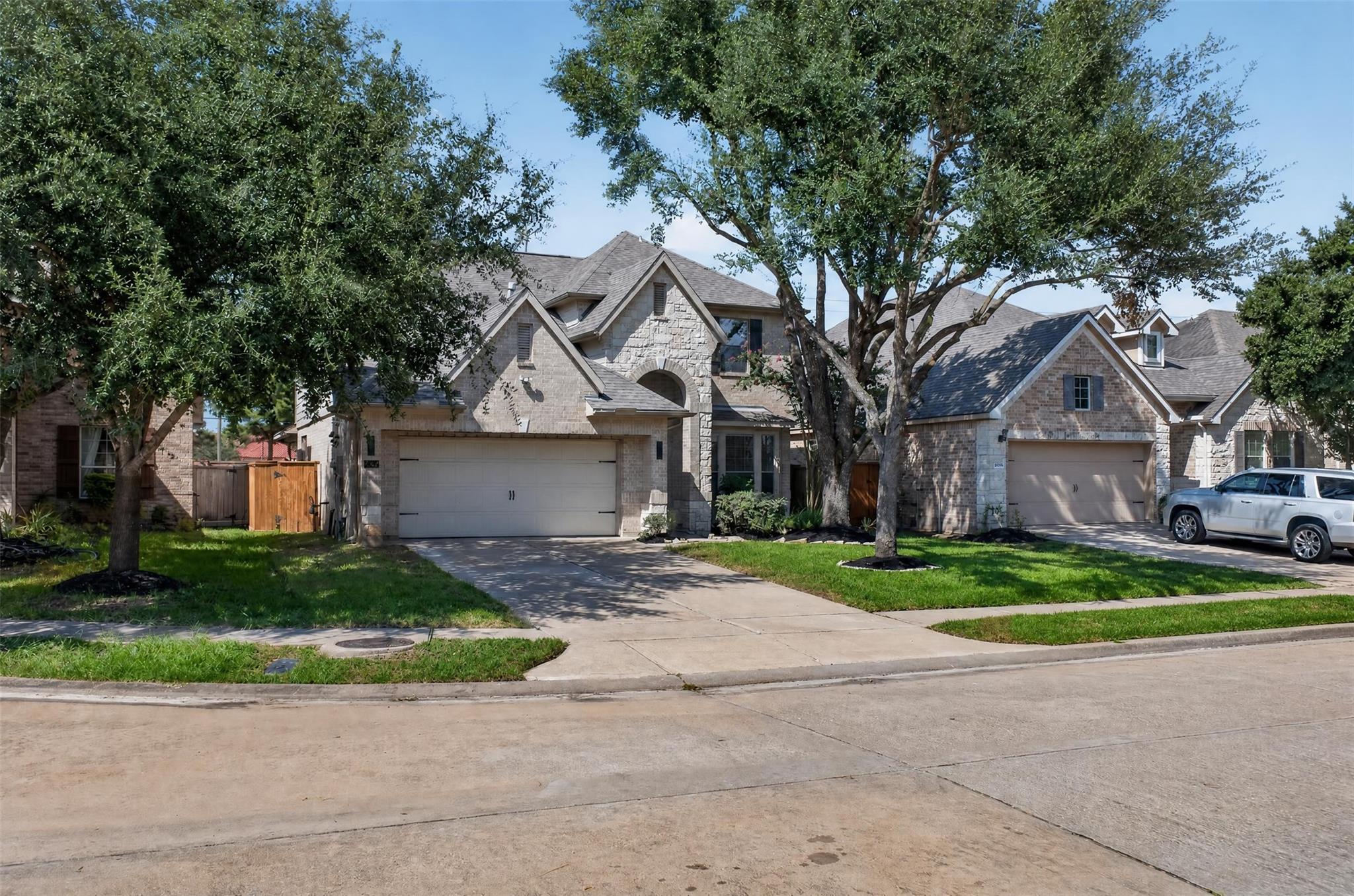 24542 Bella Veneza Drive