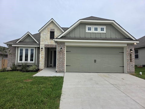 Photo of 1499 Lake Ridge Drive, Brenham, TX 77833 (MLS # 94473780)