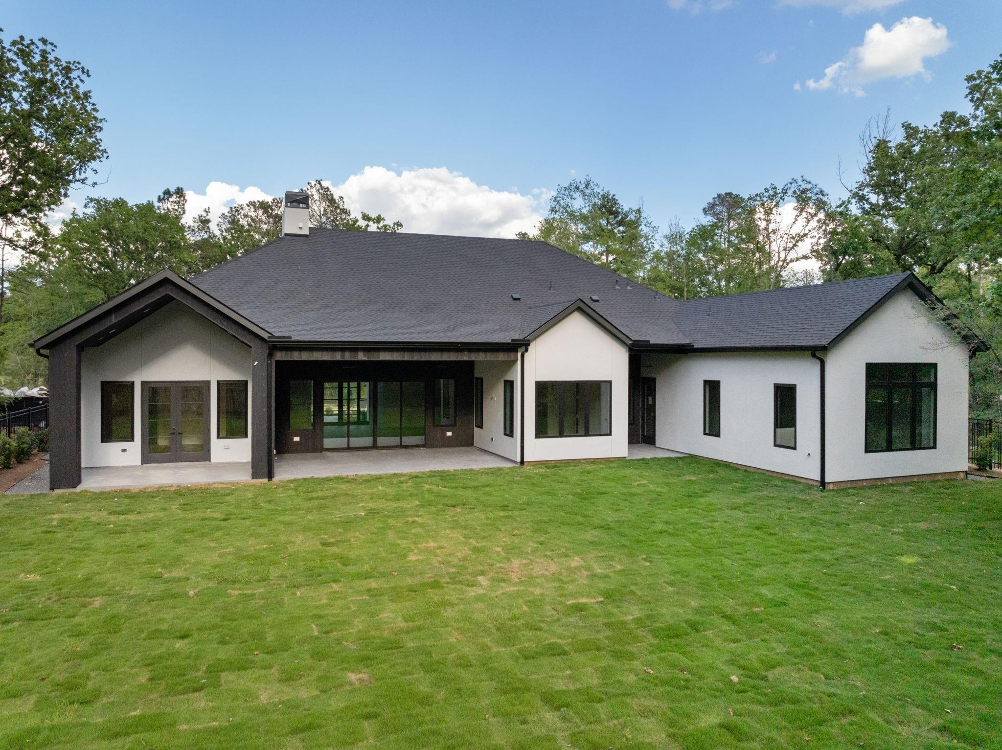 241 Eminence Isle
