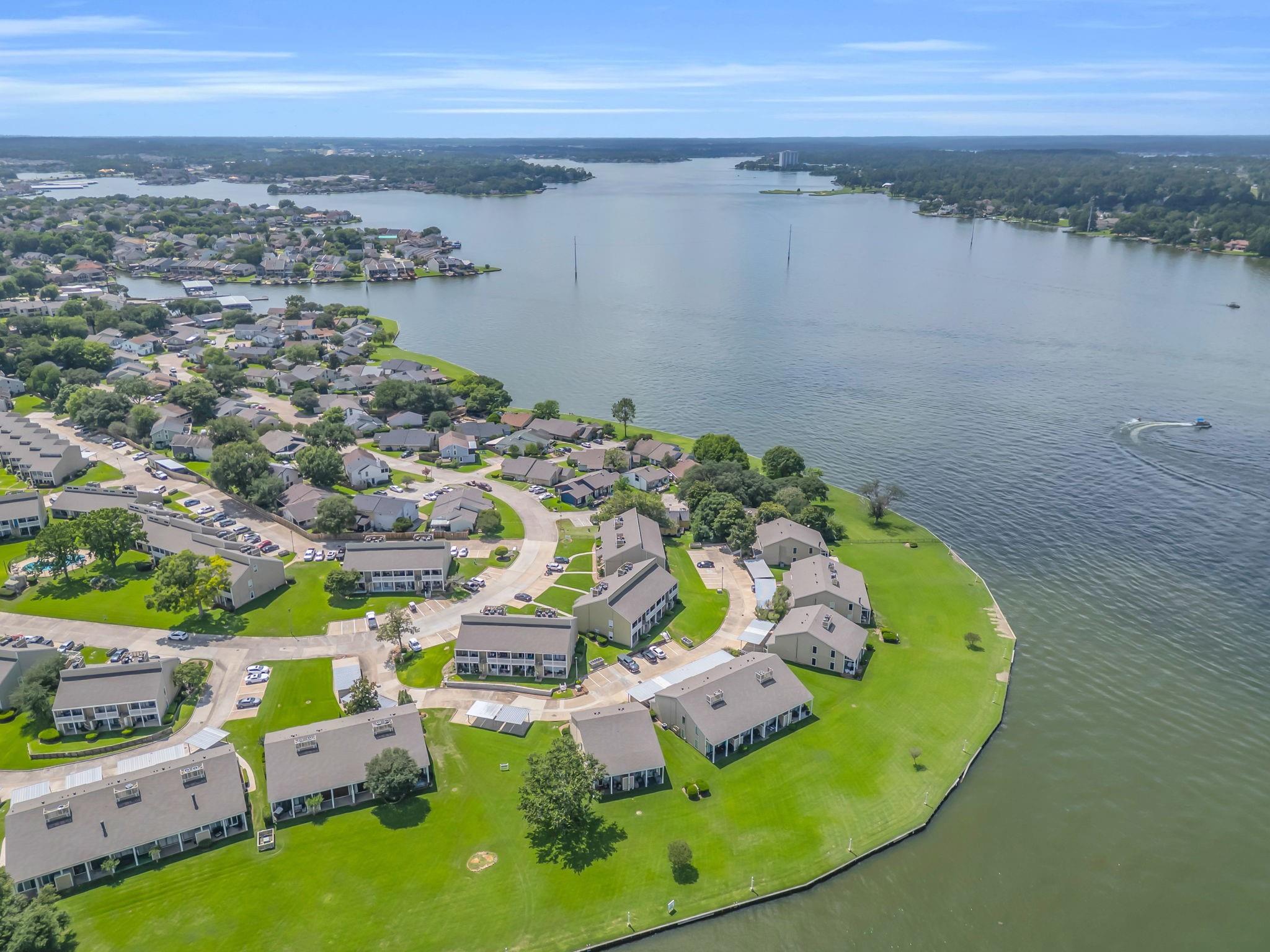 156 April Point Drive S