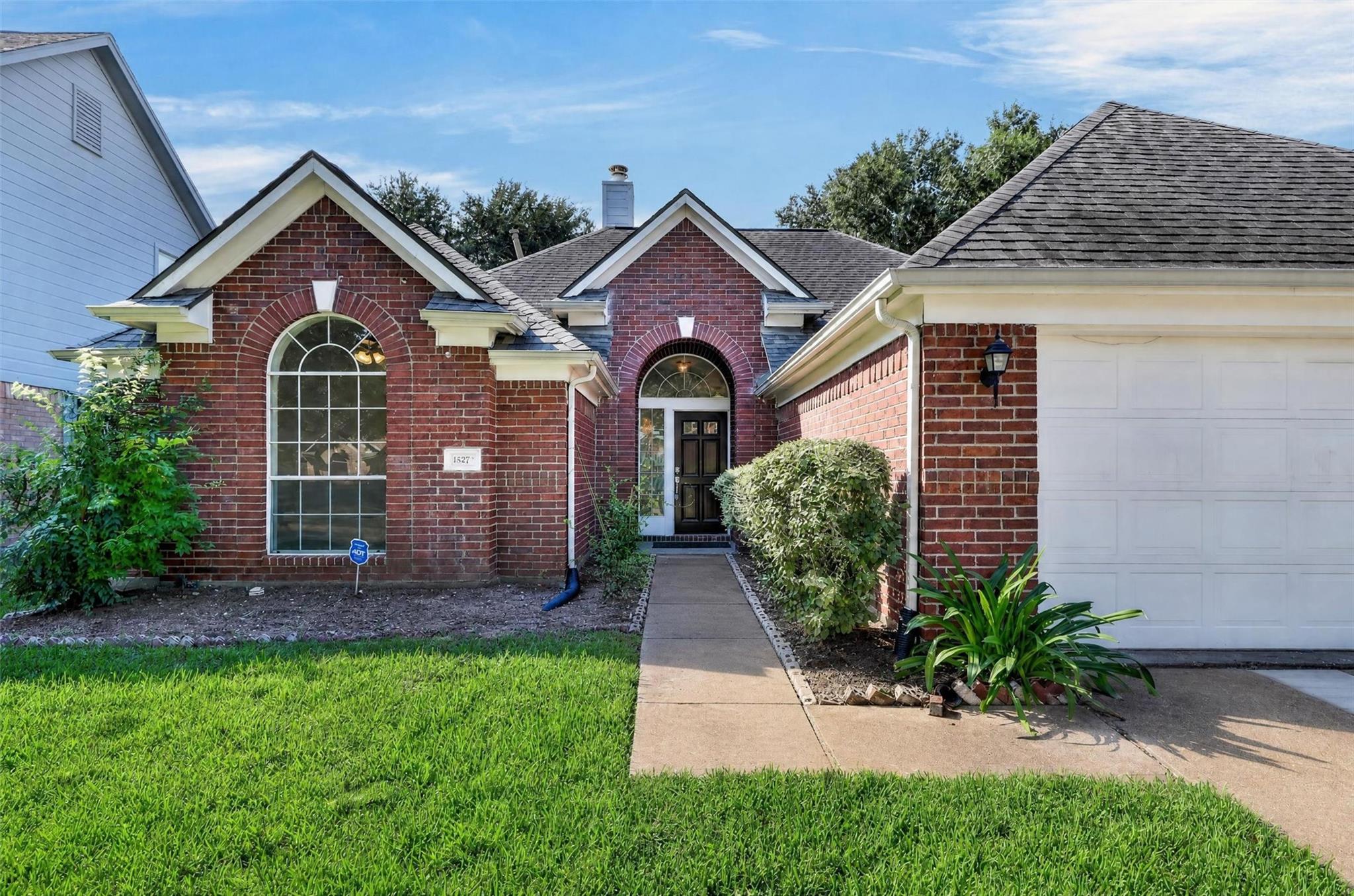 15627 Rosewood Hill Court