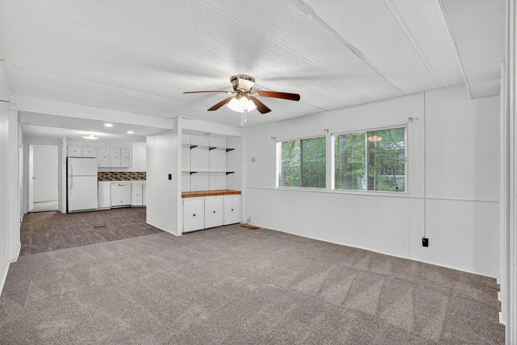 Photo of 3 Meadowlark, Trinity, TX 75862 (MLS # 43389864)