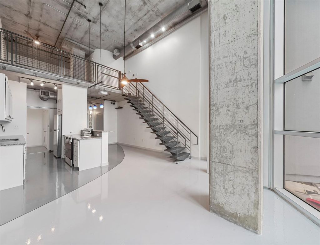 Photo of 2000 Bagby Street #5436, Houston, TX 77002 (MLS # 55008680)