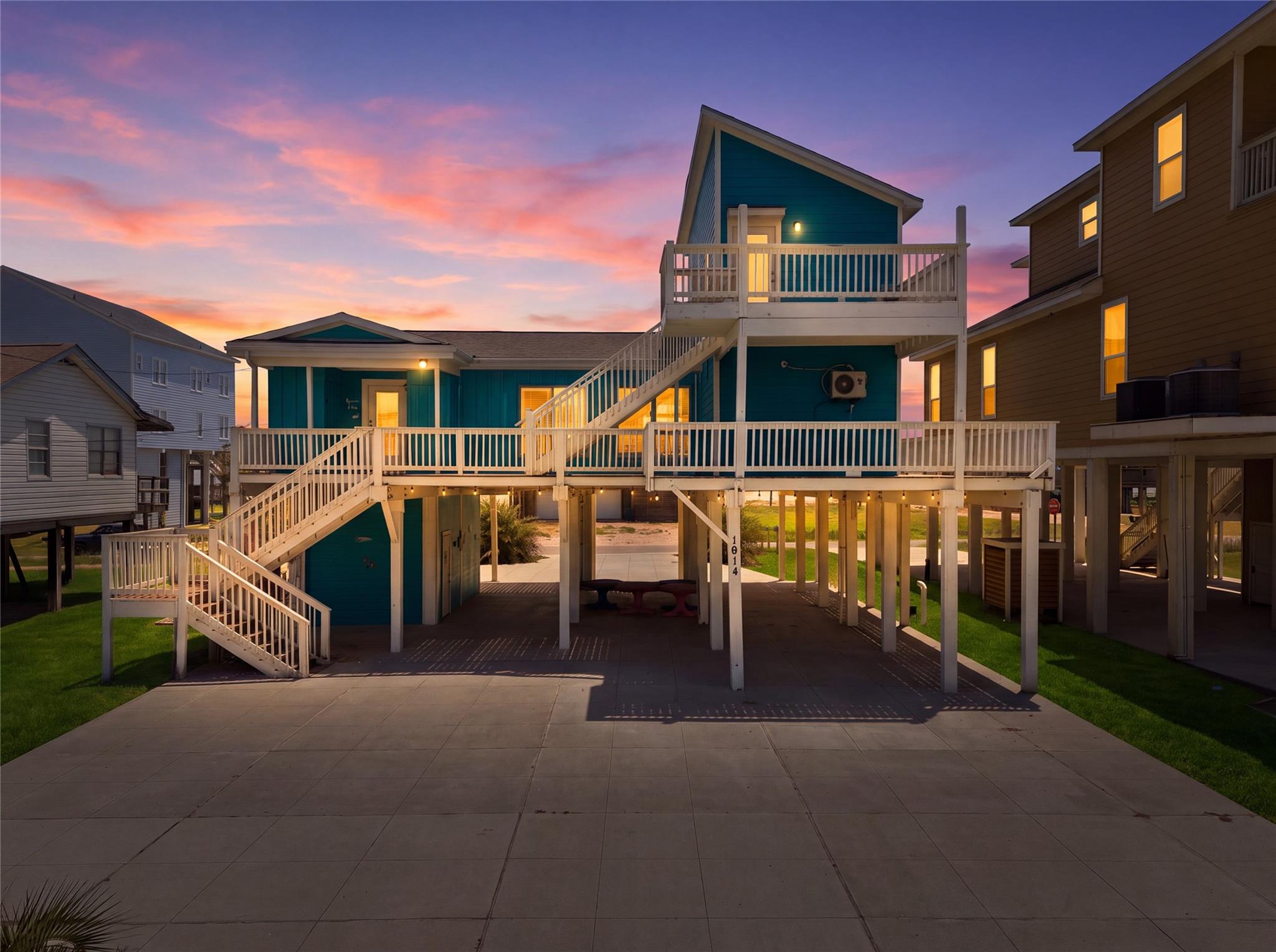 1014 Seashell Drive
