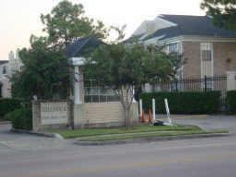 Photo of 2750 Holly Hall Street #1213, Houston, TX 77054 (MLS # 10098887) Photo of 2750 Holly Hall Street #1213, Houston, TX 77054 (MLS # 10098887)