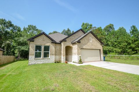Photo of 12987 Highway 105, Cleveland, TX 77327 (MLS # 68904155)