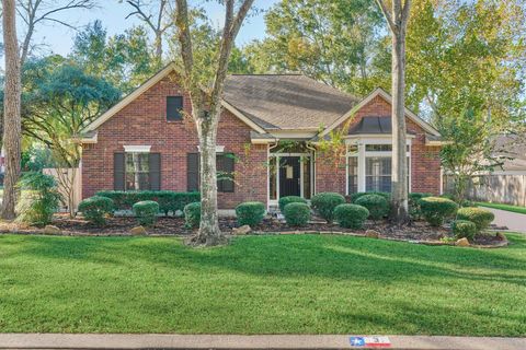 Photo of 3 Amber Sky Place, The Woodlands, TX 77381 (MLS # 87866504)