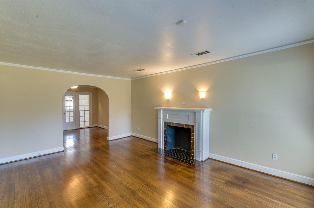 Photo of 236 W 31st Street, Houston, TX 77018 (MLS # 14475229)