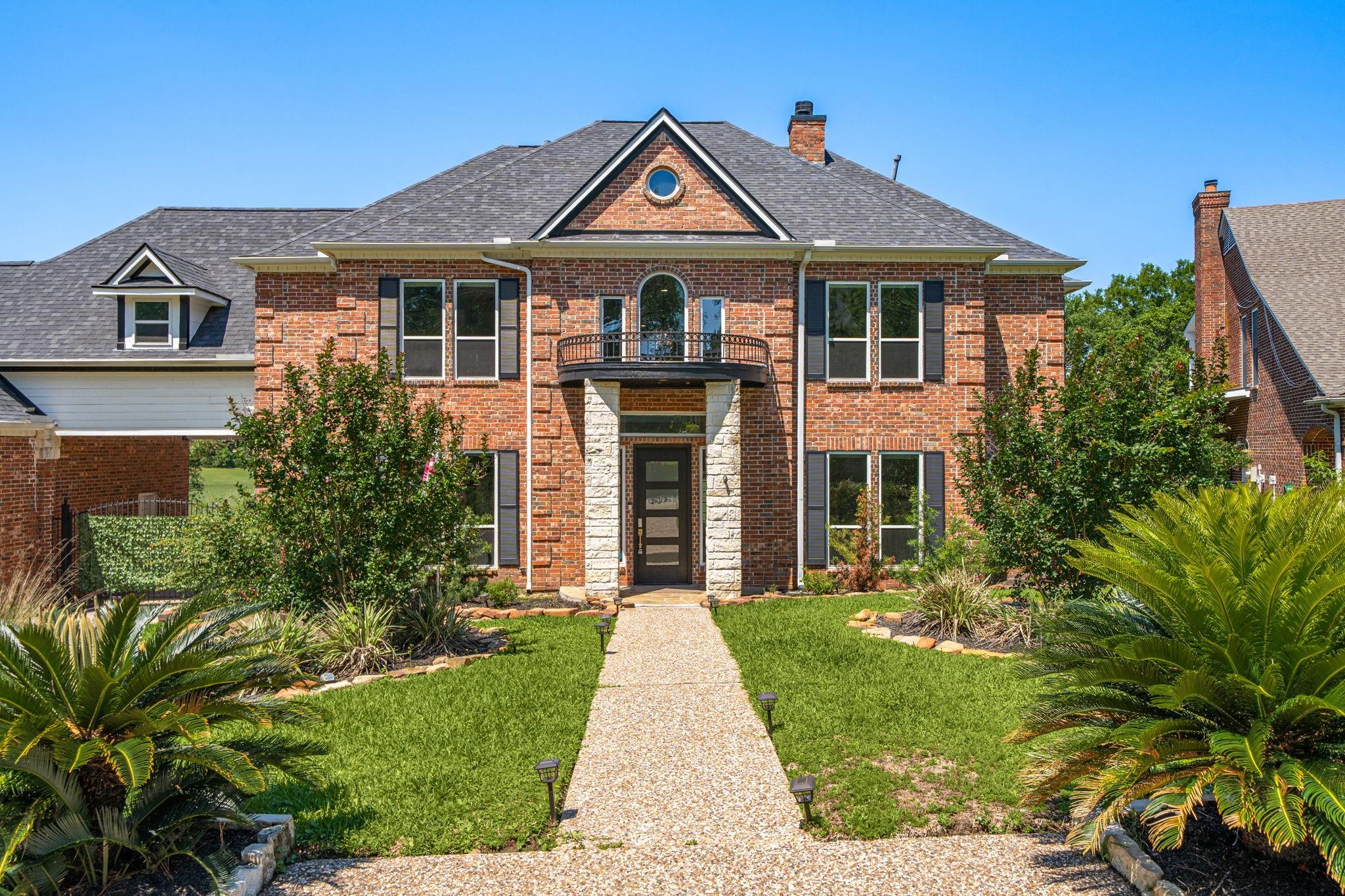 24611 W Kingscrest Circle