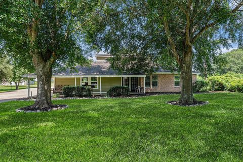 Photo of 7403 Falcon Drive, Brookshire, TX 77423 (MLS # 30448587)