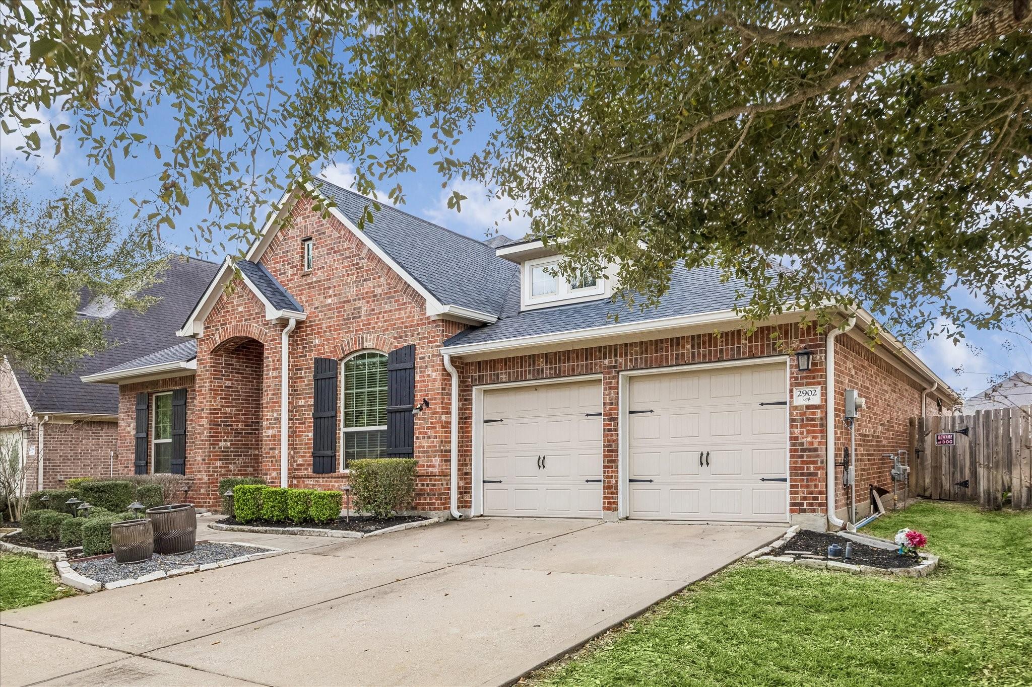 2902 Red Maple Drive