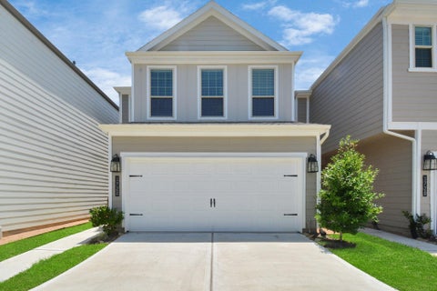 Photo of 1722 Summerlyn Terrace Drive, Houston, TX 77080 (MLS # 55507554)
