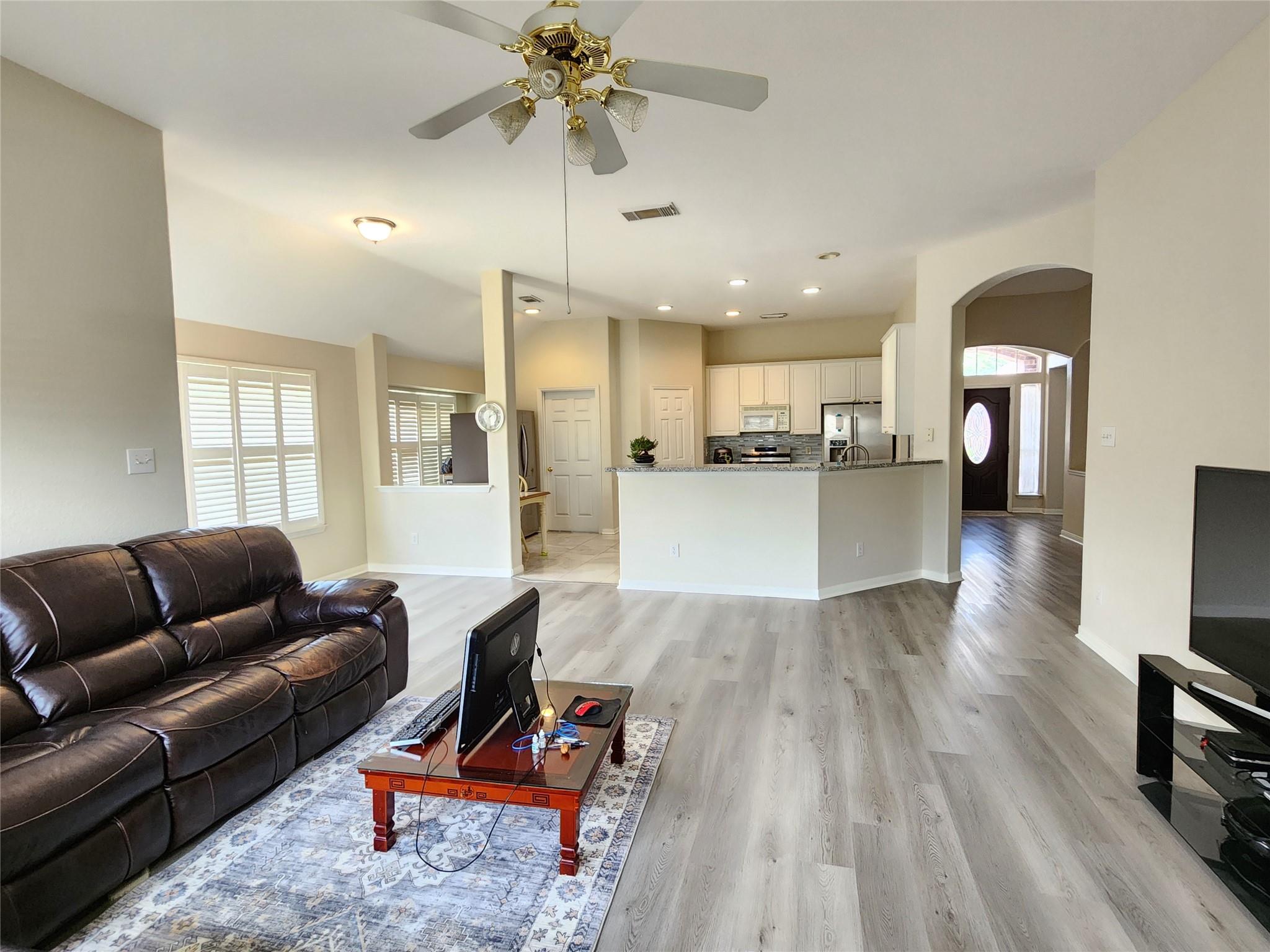 1606 Tynemouth Drive