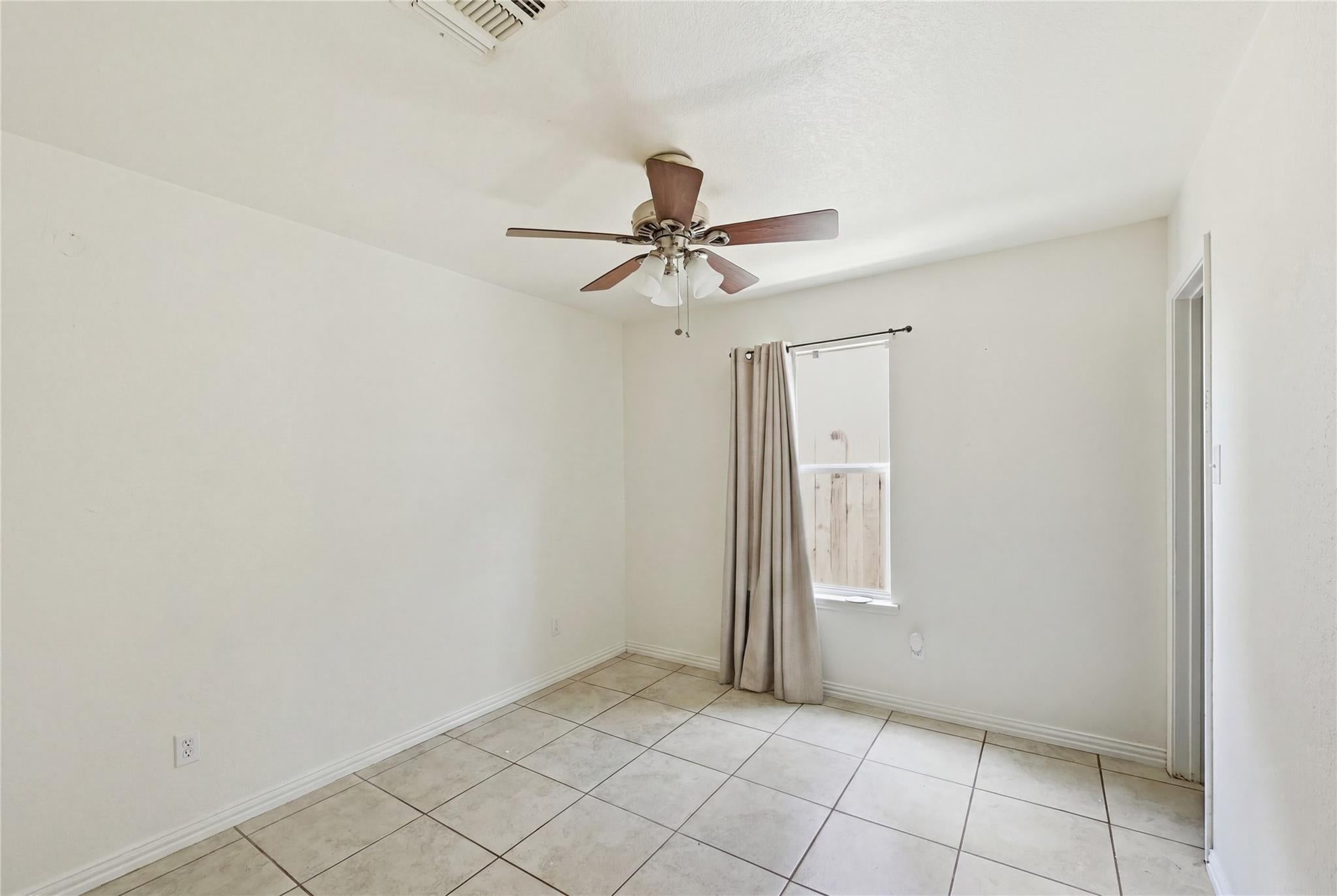 7827 Raven Creek Lane