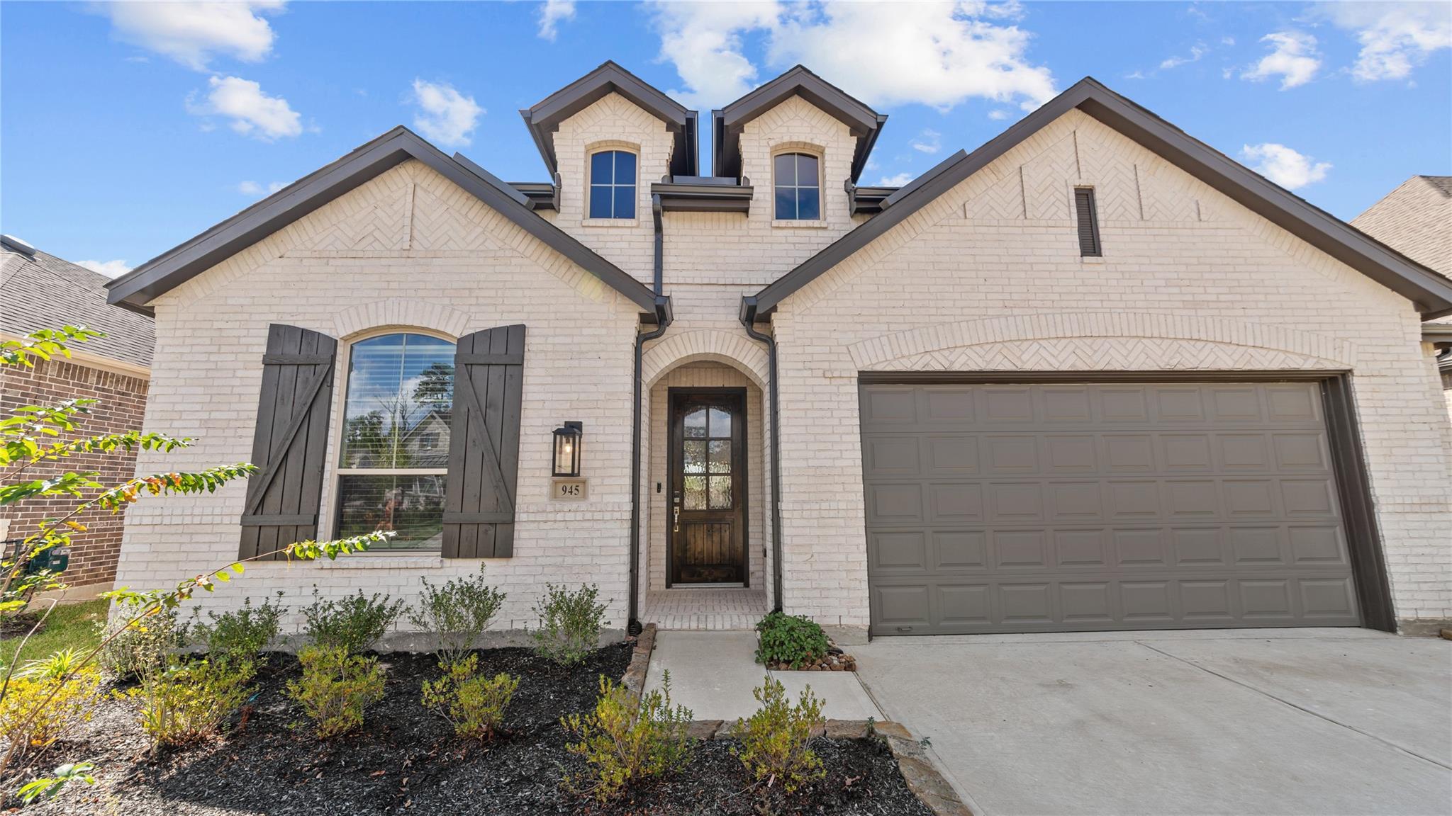 945 Terlingua Creek Drive
