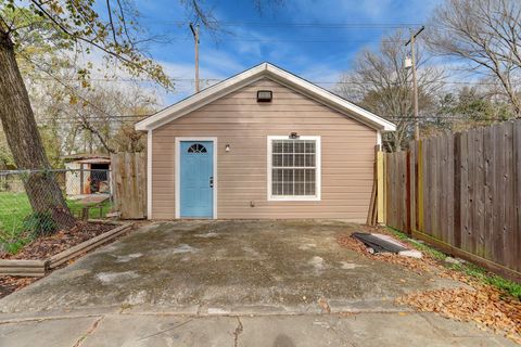 Photo of 8415 Bonner Drive, Houston, TX 77017 (MLS # 51725337) Photo of 8415 Bonner Drive, Houston, TX 77017 (MLS # 51725337)